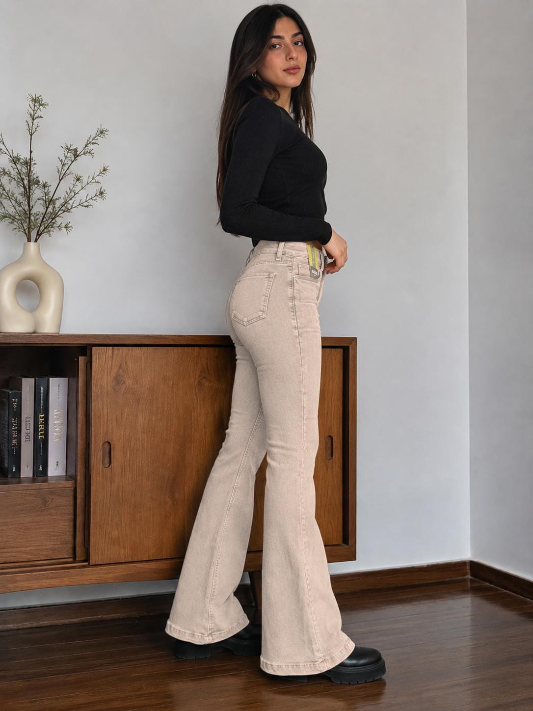 The newest essentials, curated for those who dress with confidence.